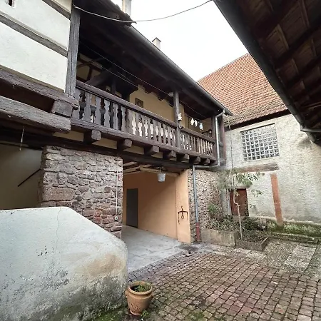 Nyaraló Maison Alsacienne Sur La Route Des Vins Gueberschwihr