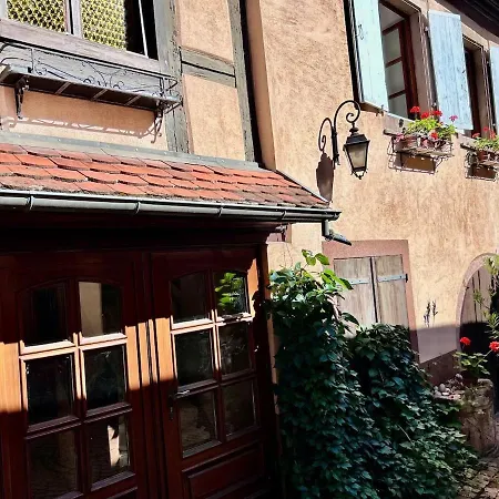 Holiday home Maison Alsacienne Sur La Route Des Vins *