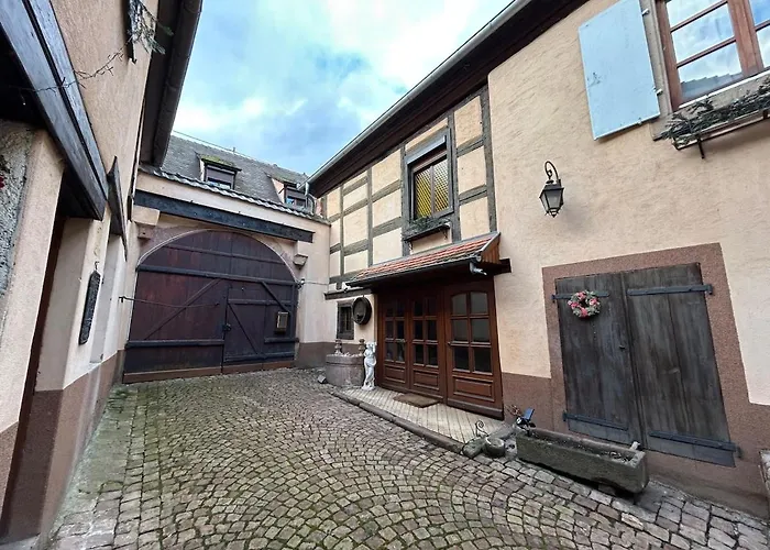 Maison Alsacienne Sur La Route Des Vins Gueberschwihr